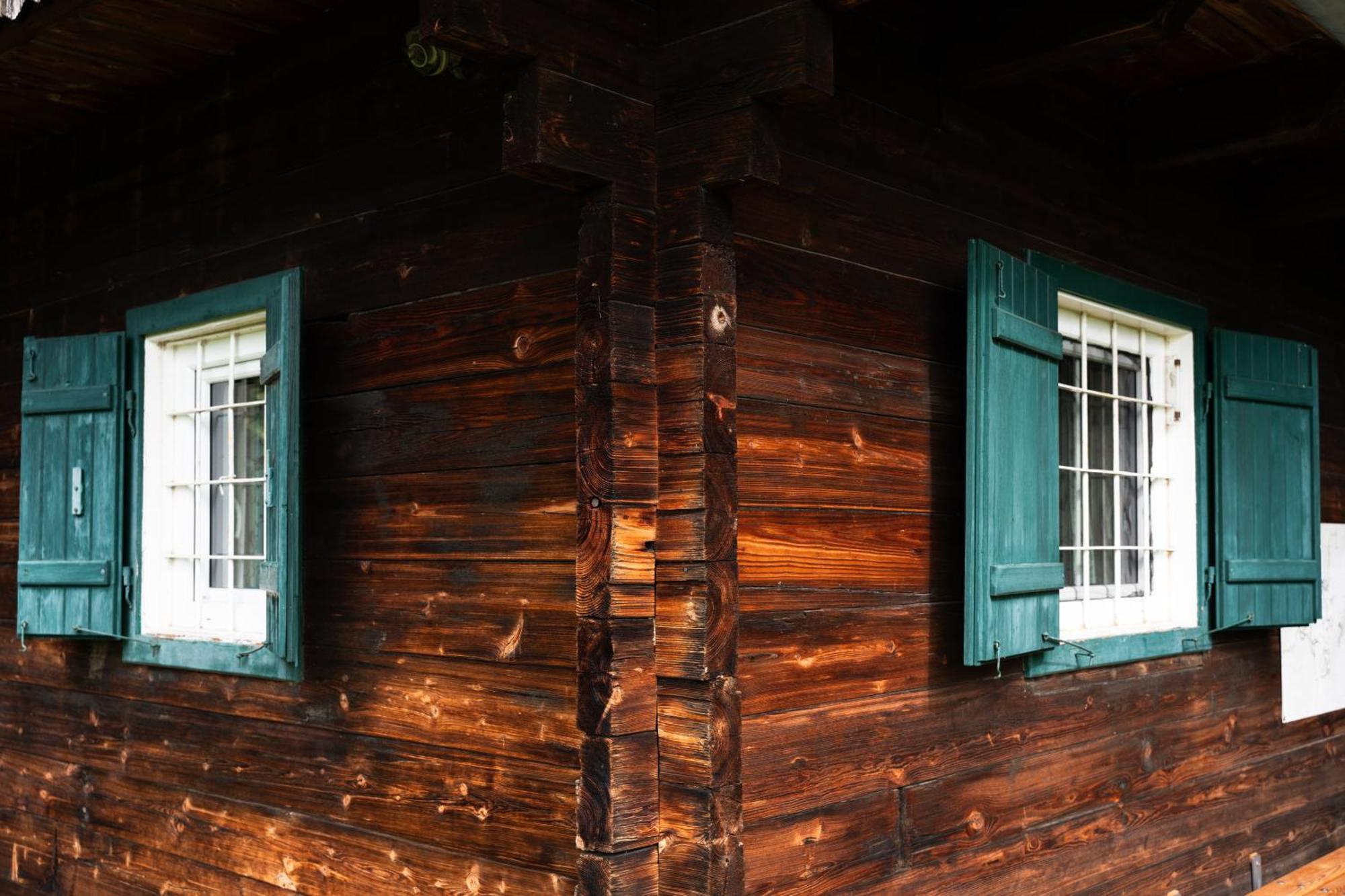 Gregor'S Ferienhaus Im Wald Edelschrott Exterior foto