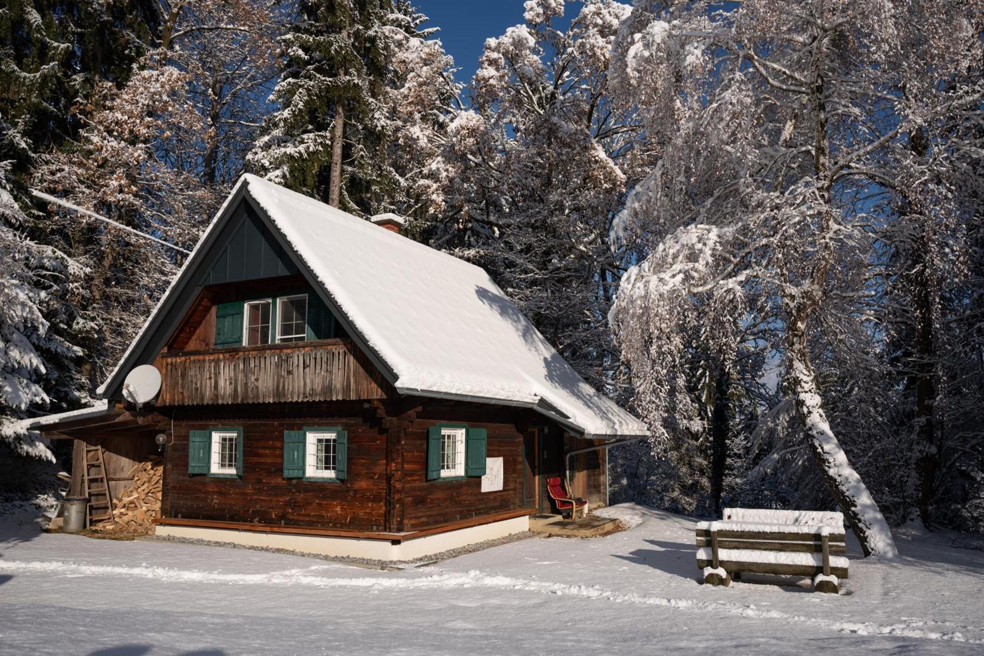 Gregor'S Ferienhaus Im Wald Edelschrott Exterior foto