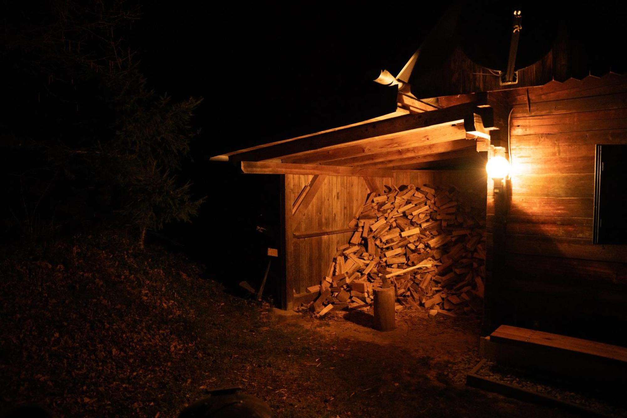Gregor'S Ferienhaus Im Wald Edelschrott Exterior foto