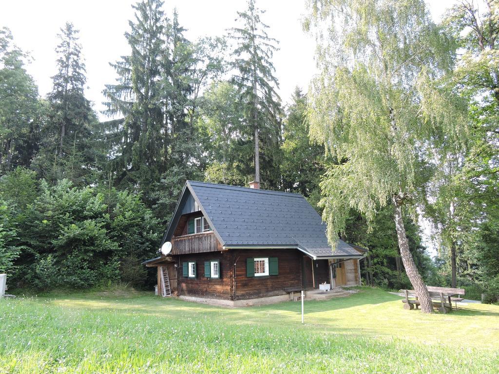 Gregor'S Ferienhaus Im Wald Edelschrott Exterior foto