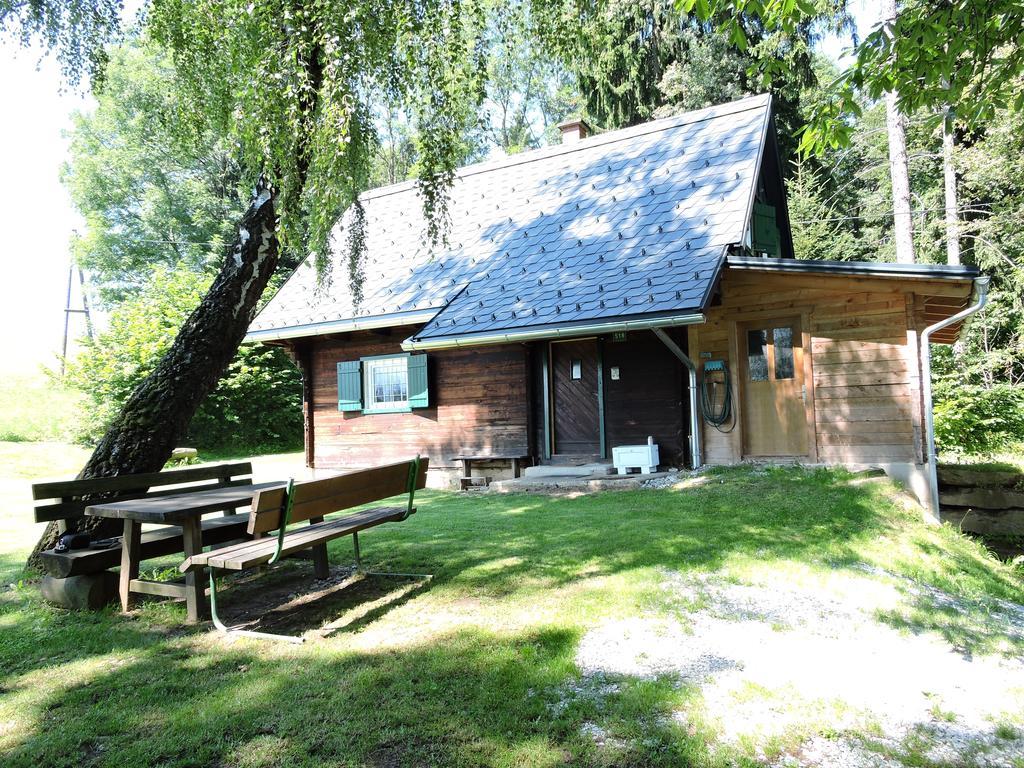 Gregor'S Ferienhaus Im Wald Edelschrott Exterior foto